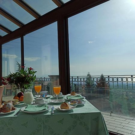 Hotel Primavera Dell'Etna ザッフェラーナ・エトネーア エクステリア 写真