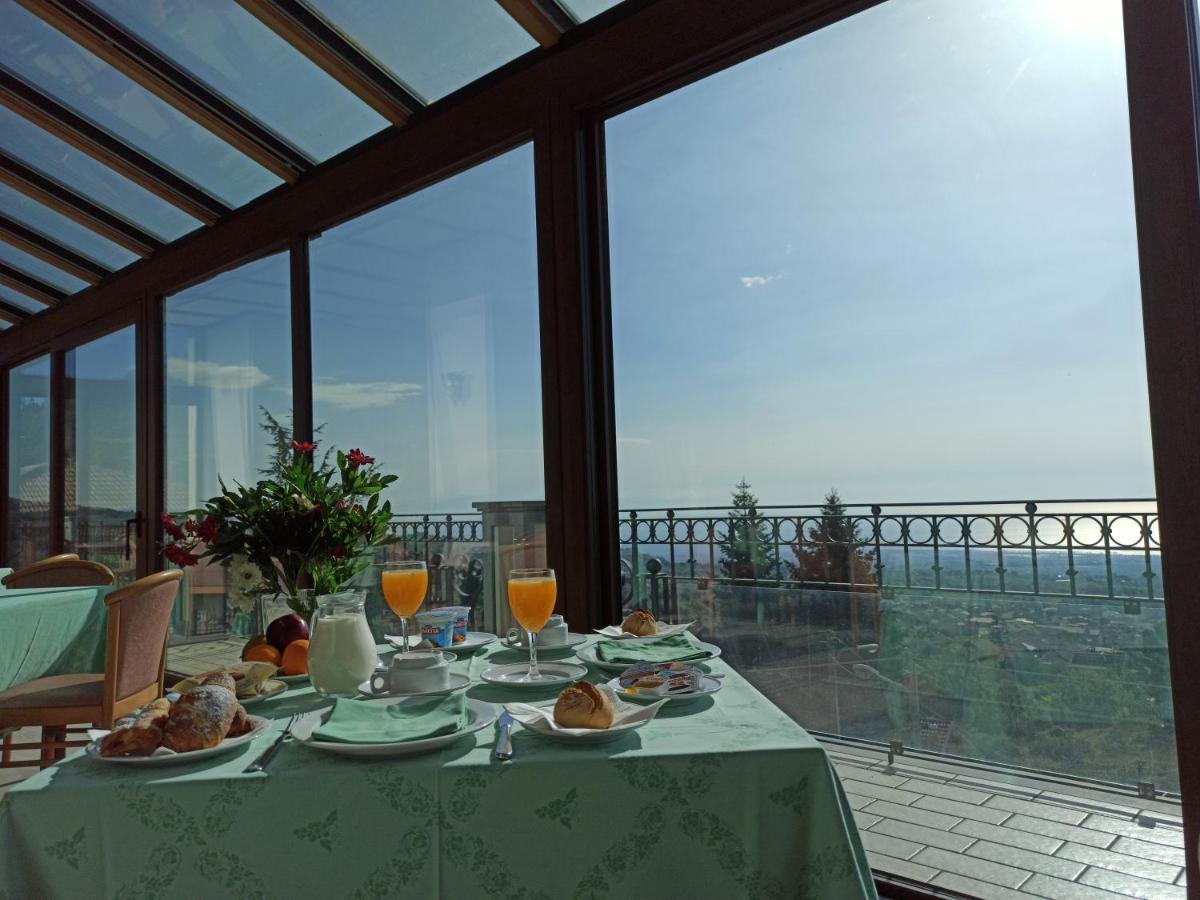 Hotel Primavera Dell'Etna ザッフェラーナ・エトネーア エクステリア 写真